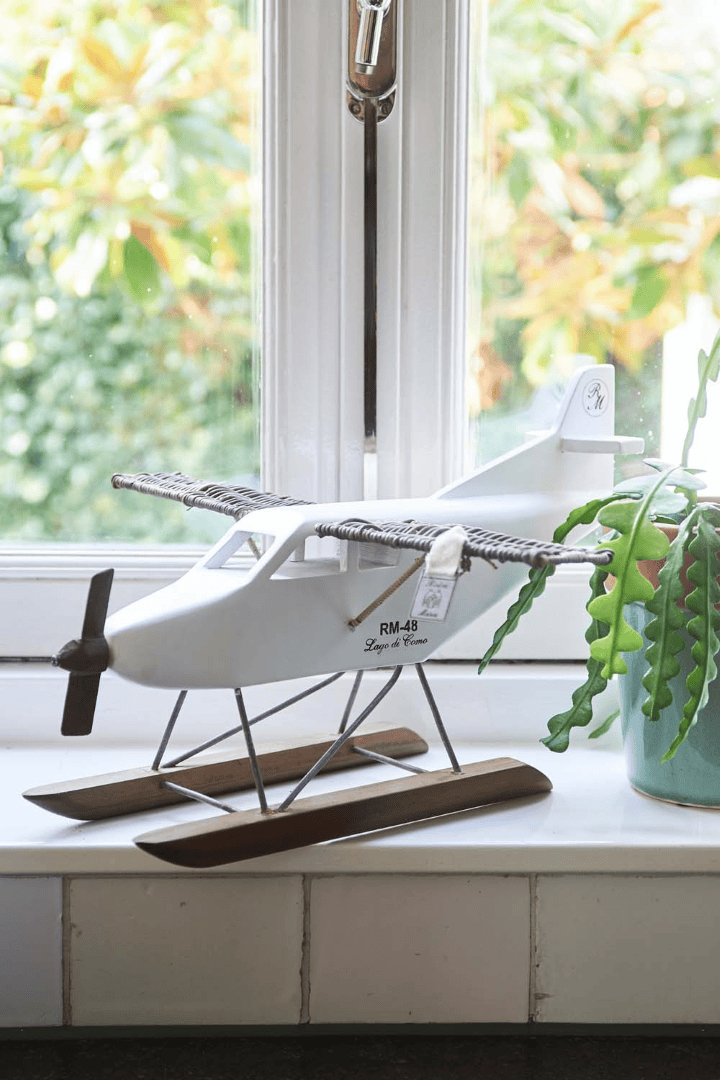 Rustic Rattan Water Resort Plane