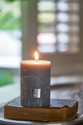 Rustic Candle grey 7x10