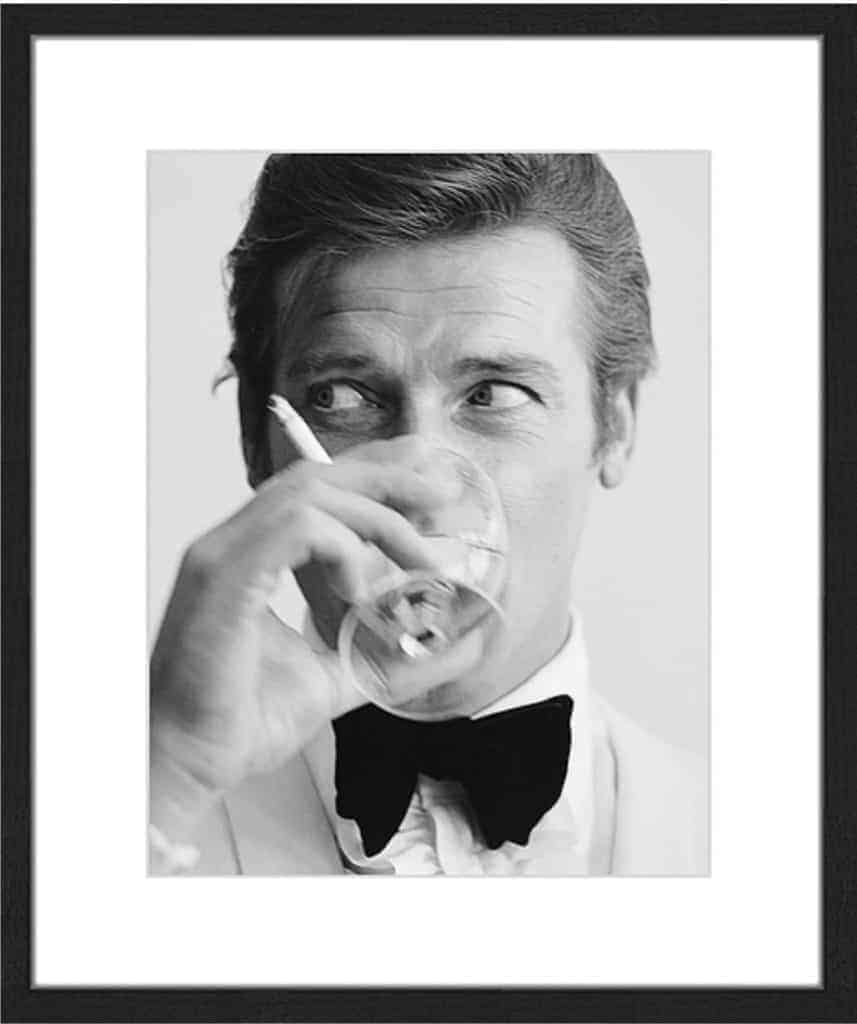 Wall Art Roger Moore 60x50