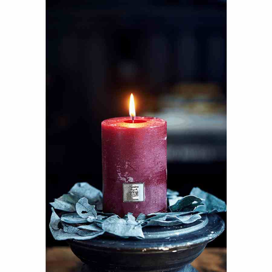 Rustic Candle cranberry 7x10