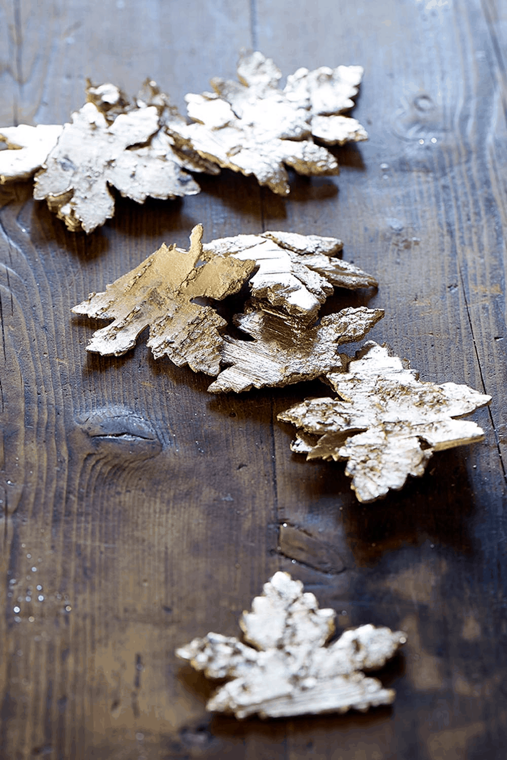 Winter Leaves champagne
