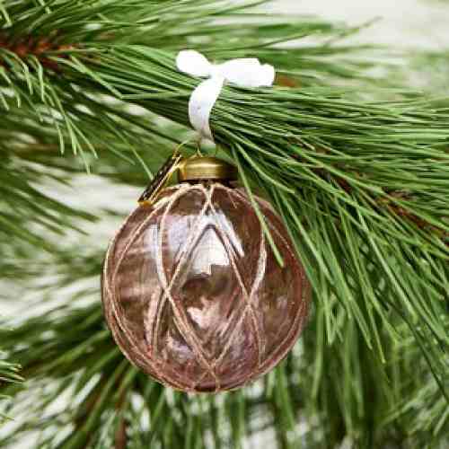 Romantic Ornament dusty pink Dia 8
