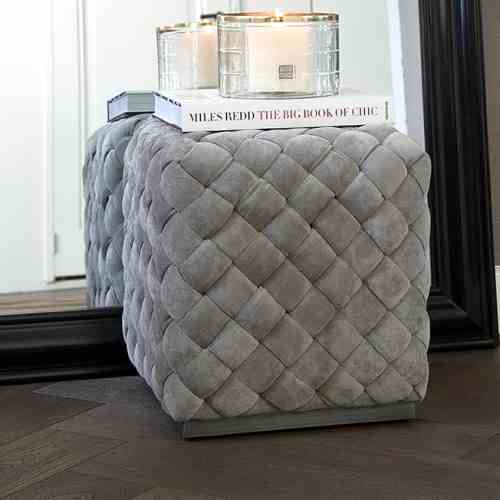 Room 48 Stool 40x40, fine tweed, pebbles