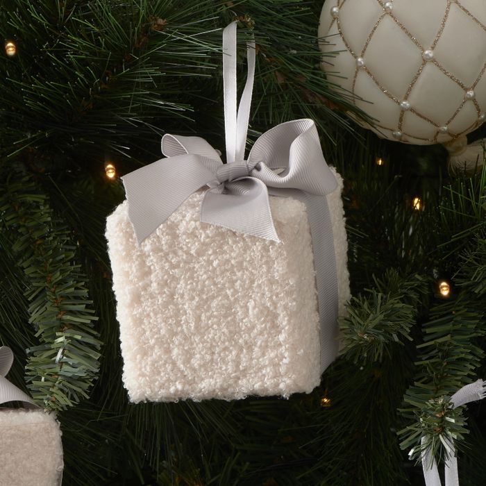 Cosy Christmas Present Ornament S