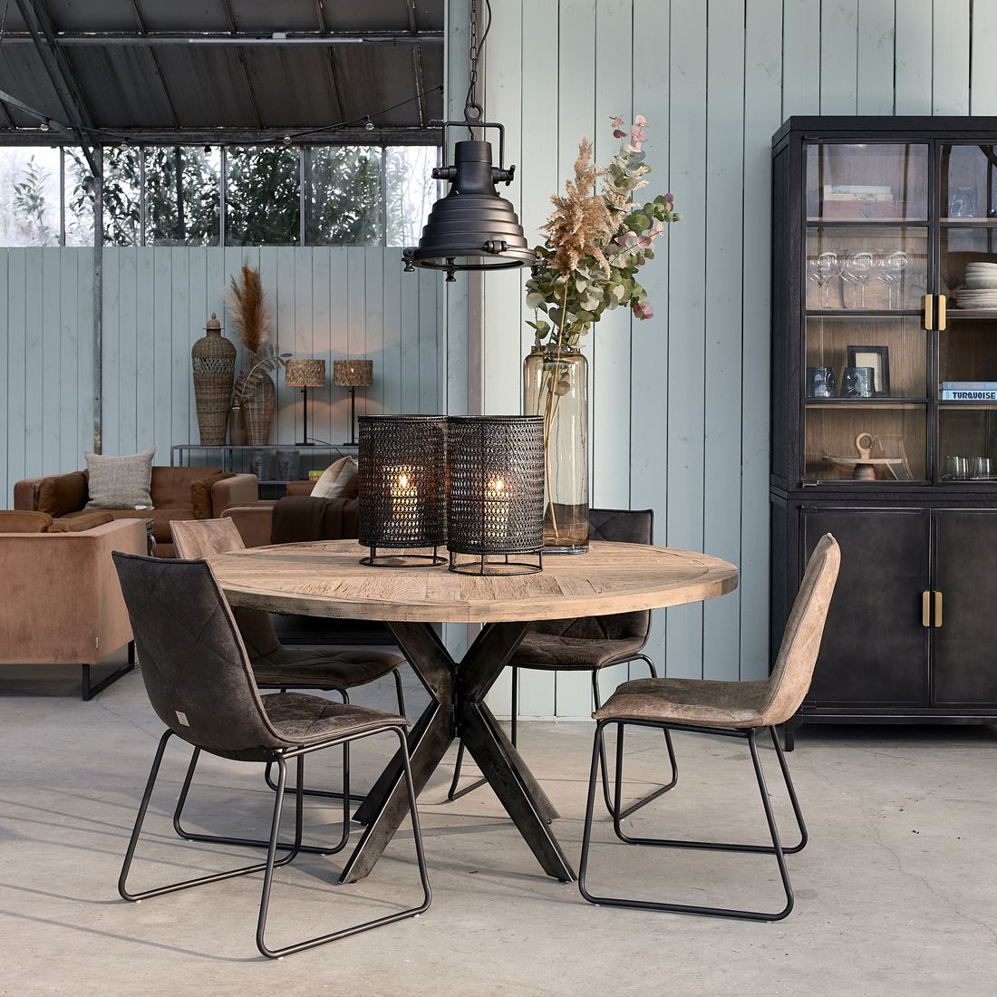 Falcon Crest Dining Table D150 - Bilde 3
