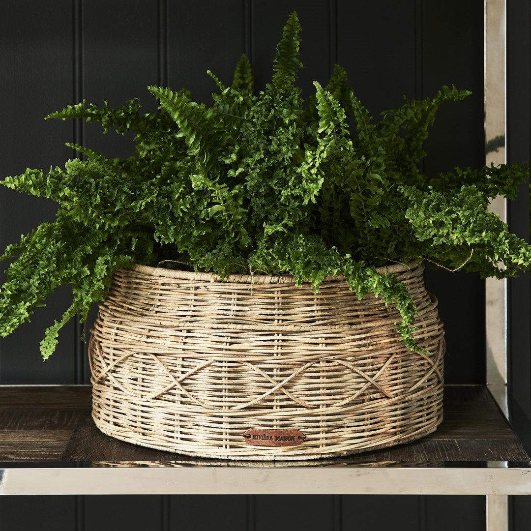 Rustic Rattan Classic Flower Pot Round