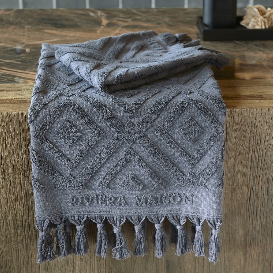 RM Chic Towel anthracite 140x70
