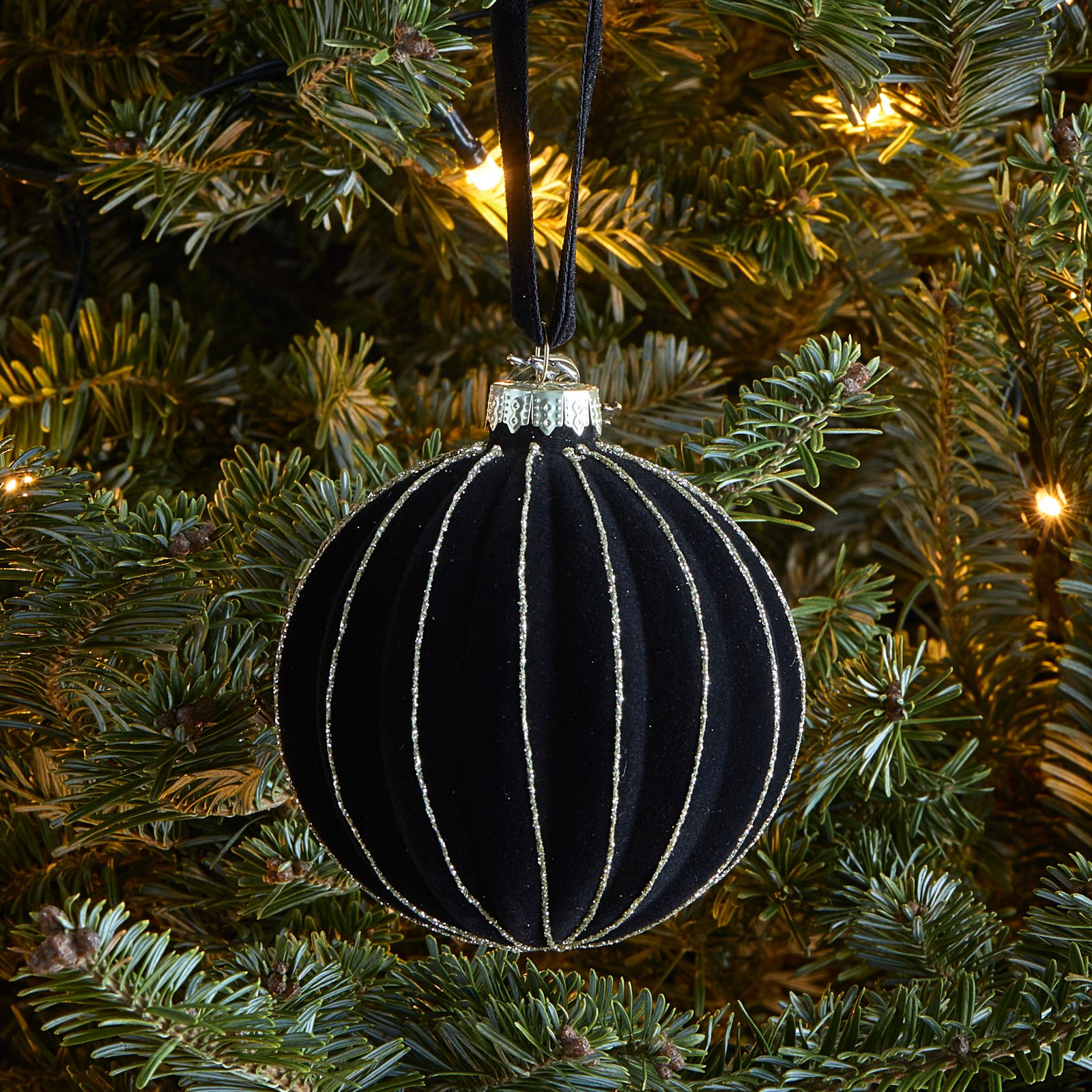 Cosy Times Ornament Dia 8