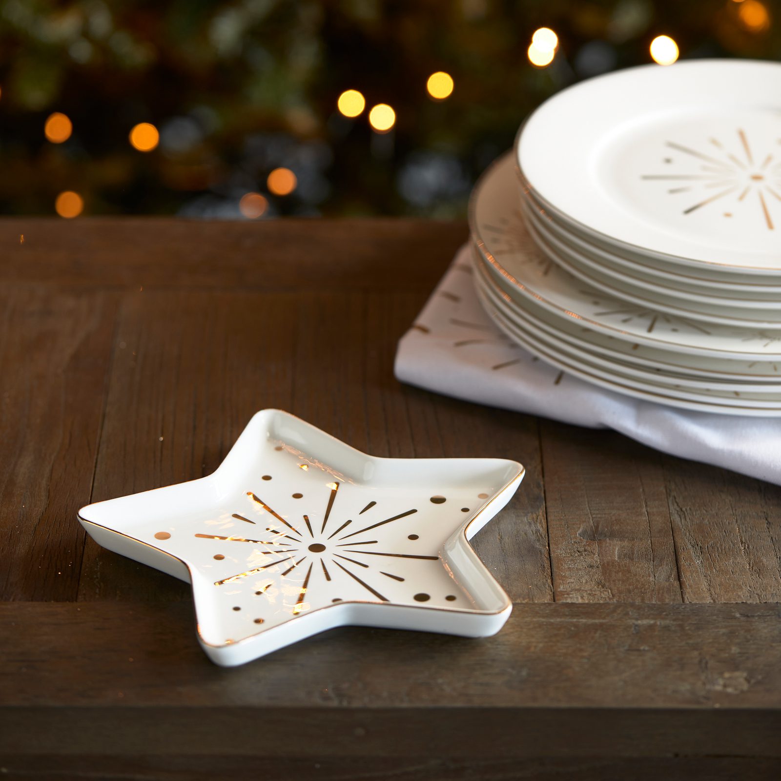 Classic Fireworks Star Plate