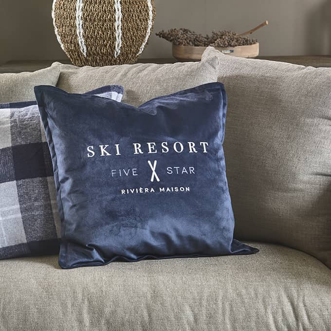 RM Ski Resort Pillow Cover 50x50