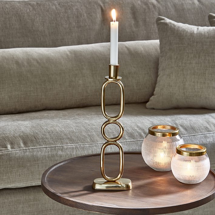 Ainara Candle Holder