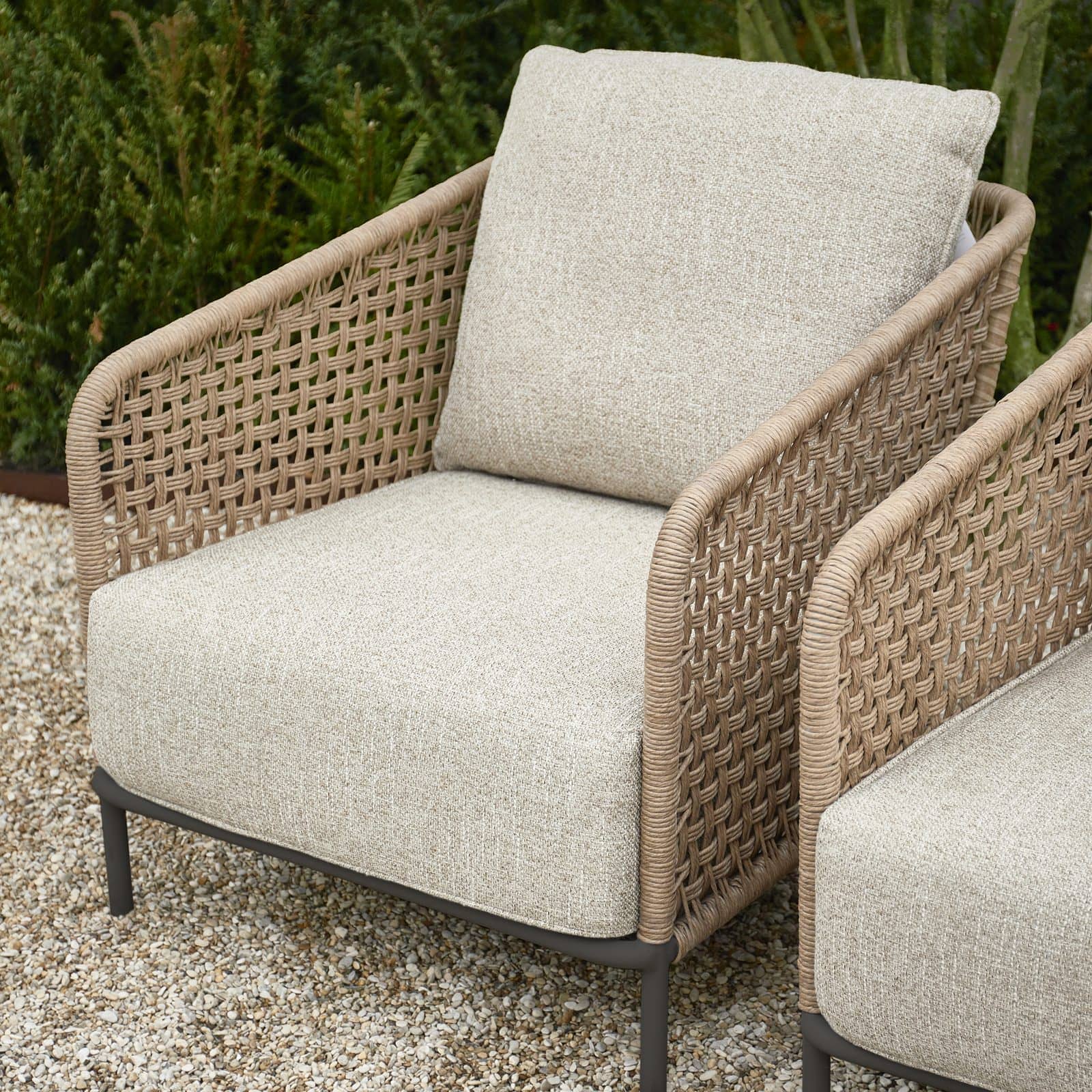 Sanur Outdoor Lounge Chair