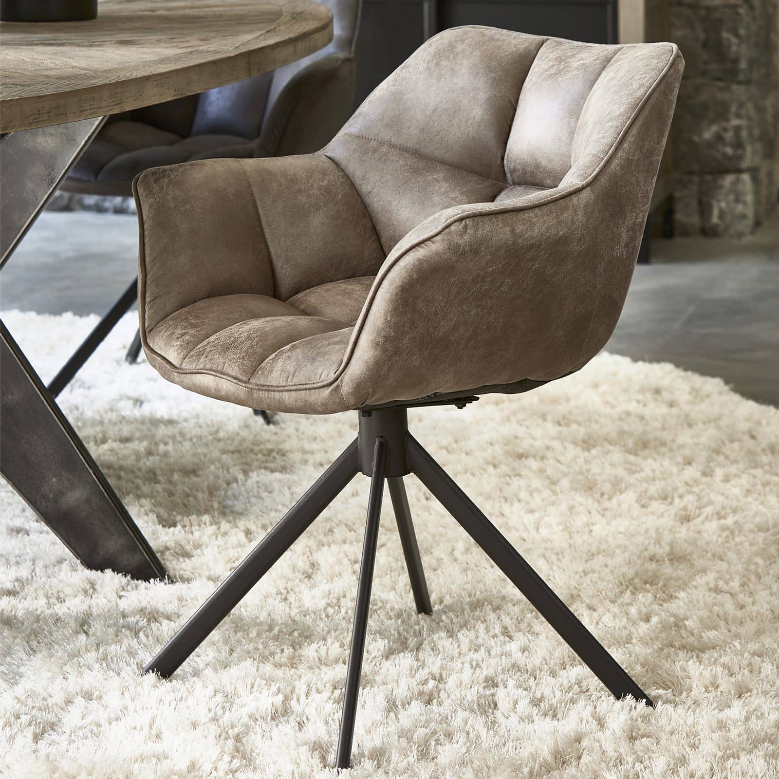 Carnaby DAC Turn Leg Pel Coffee