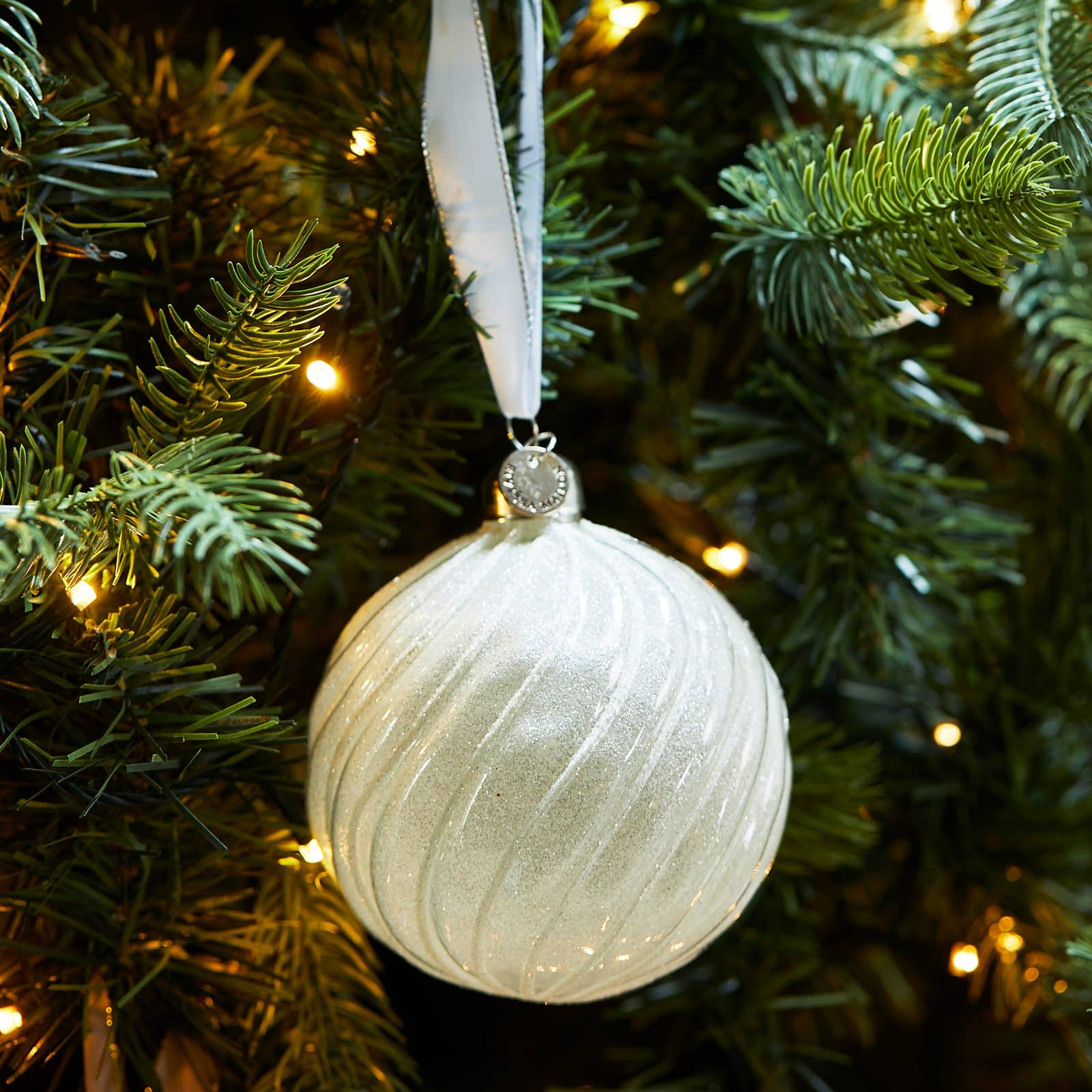 Jolly Christmas Ornament whiteDia10