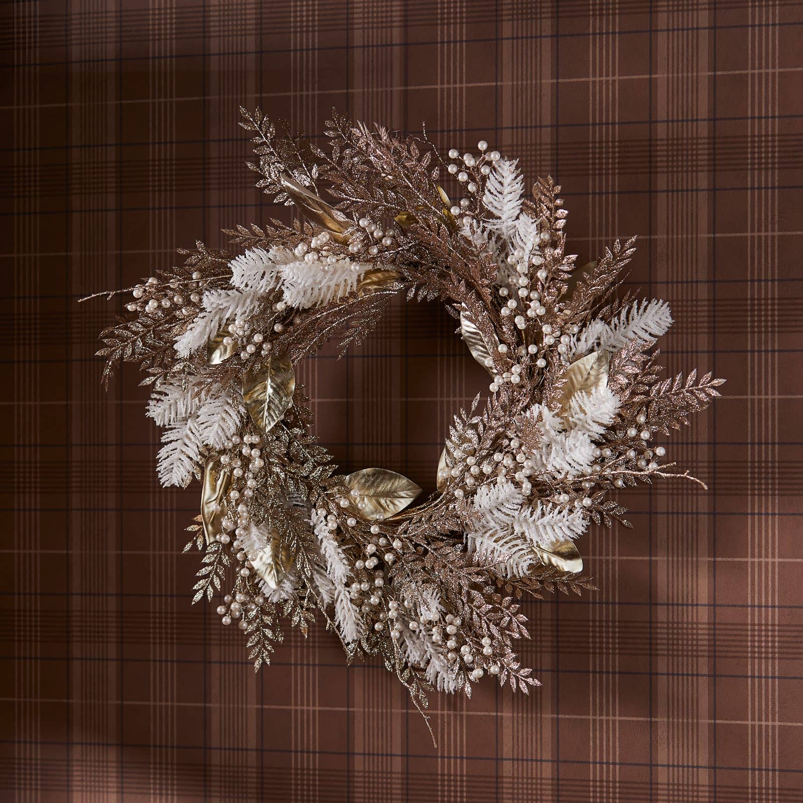 Sparkling Pearls Wreath Dia 71 cm