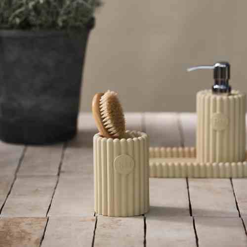 RM Elegance Toothbrush Holder