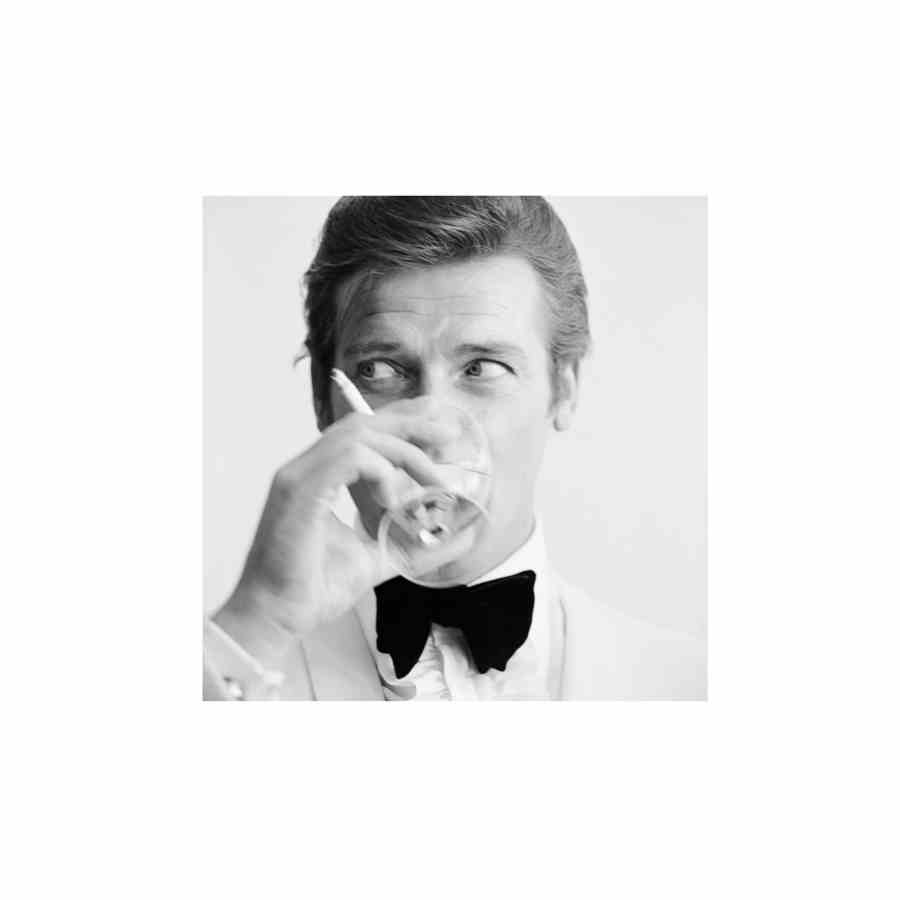Bilde av Glass picture Roger Moore