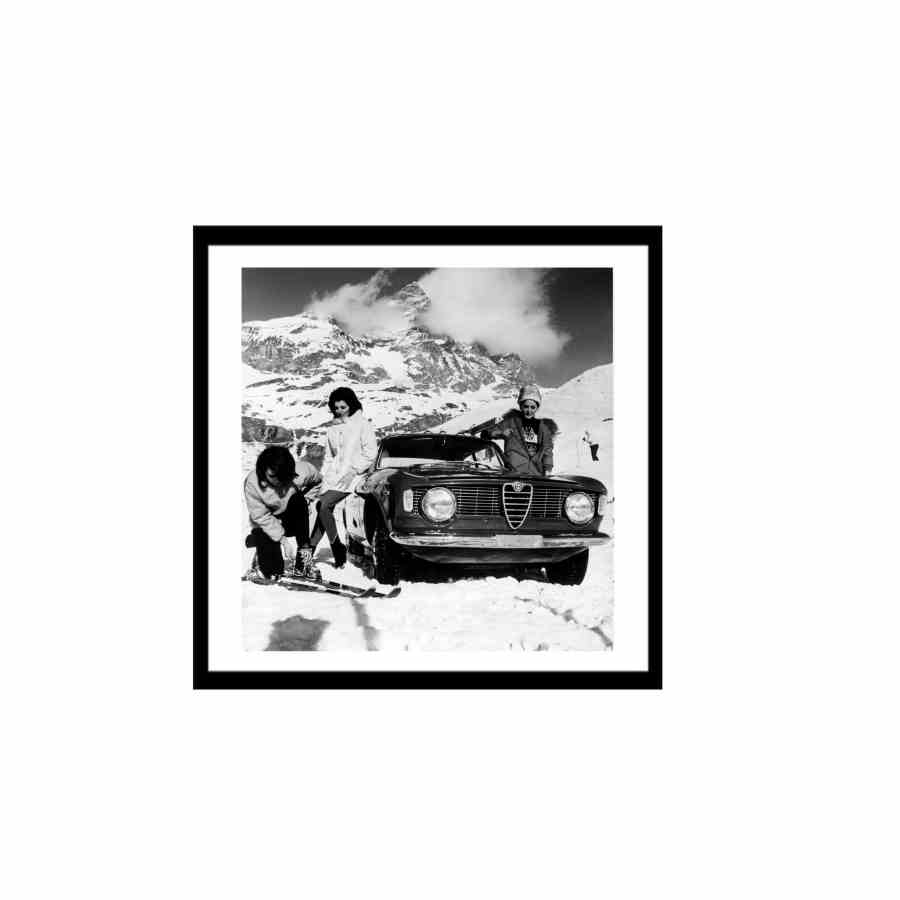Bilde av Glass picture w/frame Alfa romeo winter girls