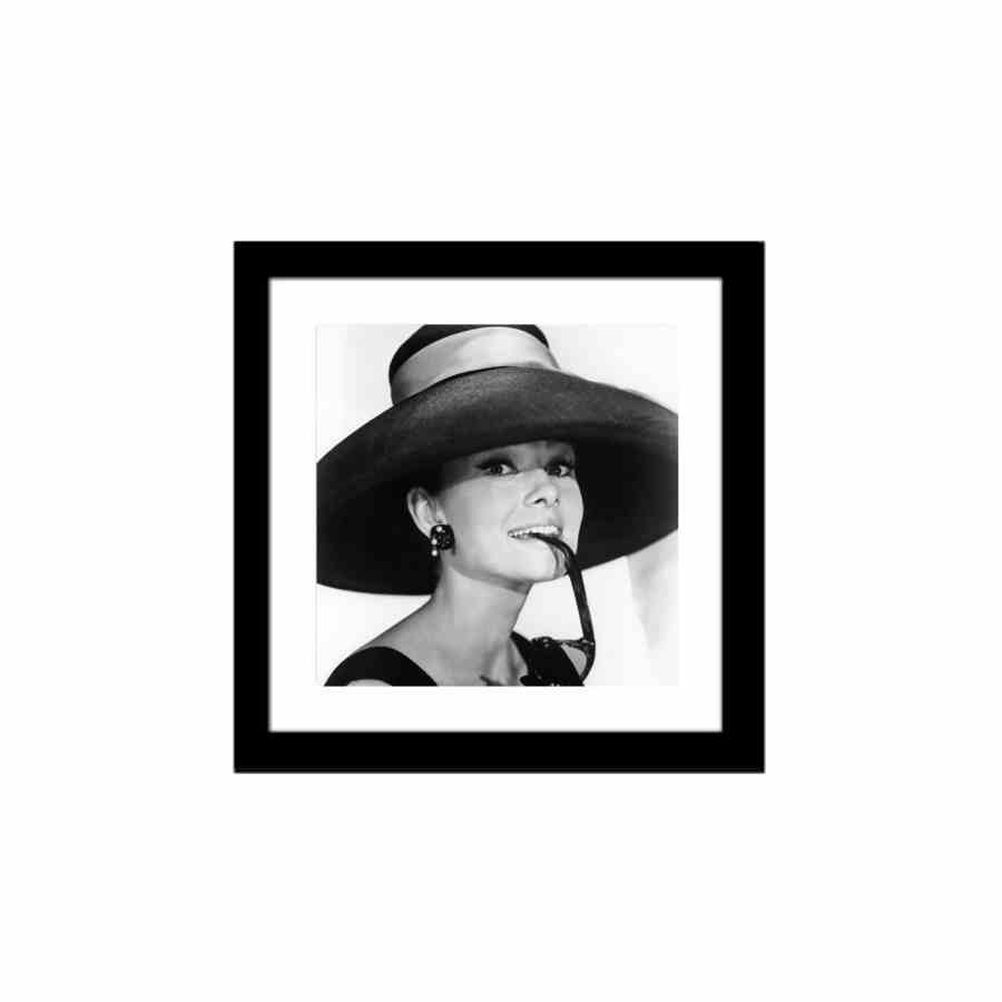 Bilde av Glass picture w/frame Audrey Hepburn no 1