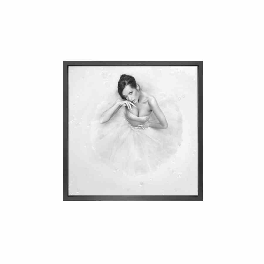 Bilde av Canvas picture 5cm black frame Ballet dancer