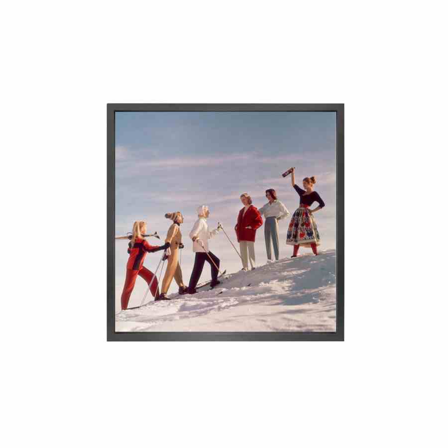 Bilde av Canvas 5cm black frame Womens ski fashion 1955
