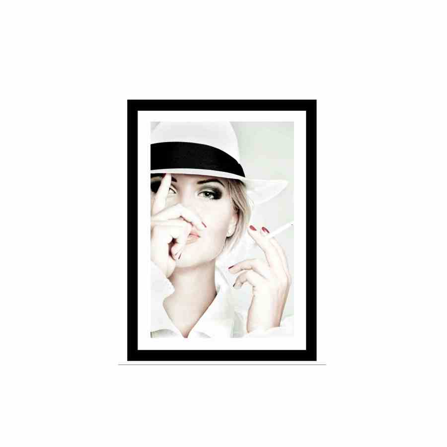 Bilde av Glass picture w/frame sexy woman with cigarette