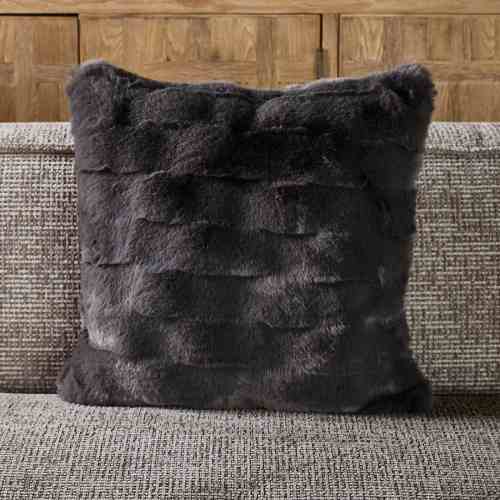 Elias Faux Fur Pillow Cover 50x50