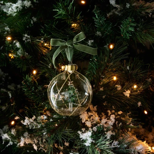 MagicalChristmas TreeOrnament dia1